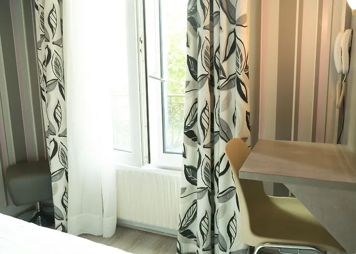 Hotel Paris Gambetta- Panamhotel-Pere Lachaise