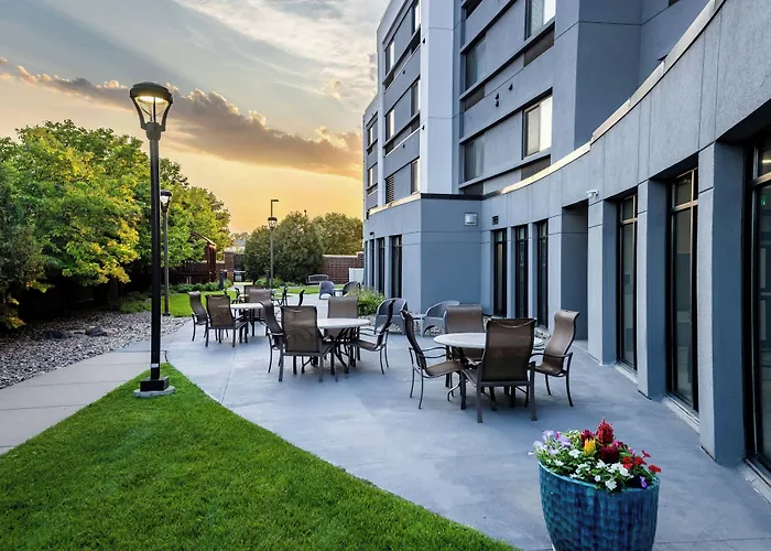 Courtyard By Marriott Sioux Falls