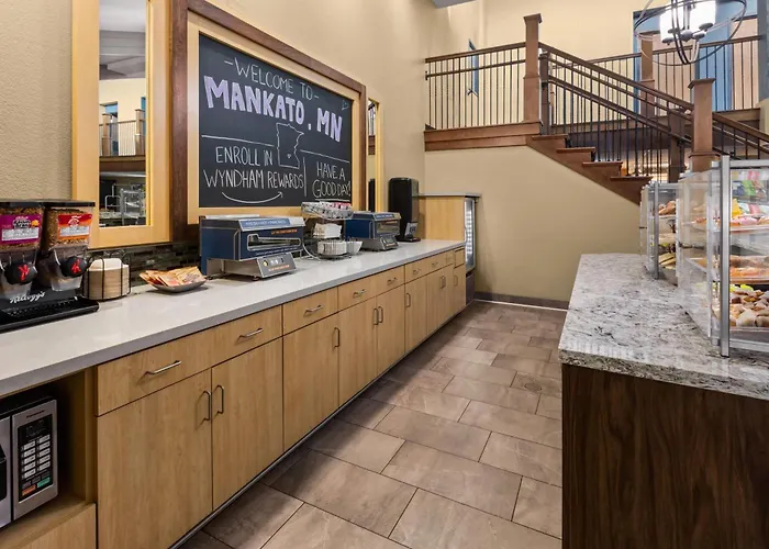 Сity center hotels Americinn By Wyndham Mankato Event Center Near Msu