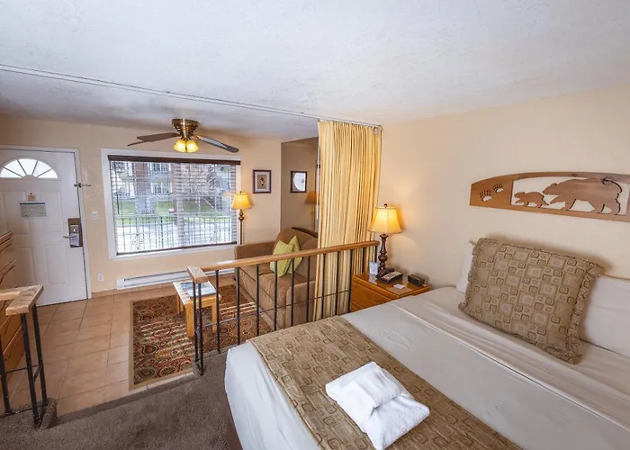 Boutique hotels Americana Village