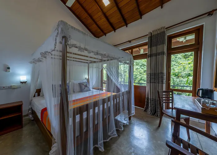 Apartments Hanthana House