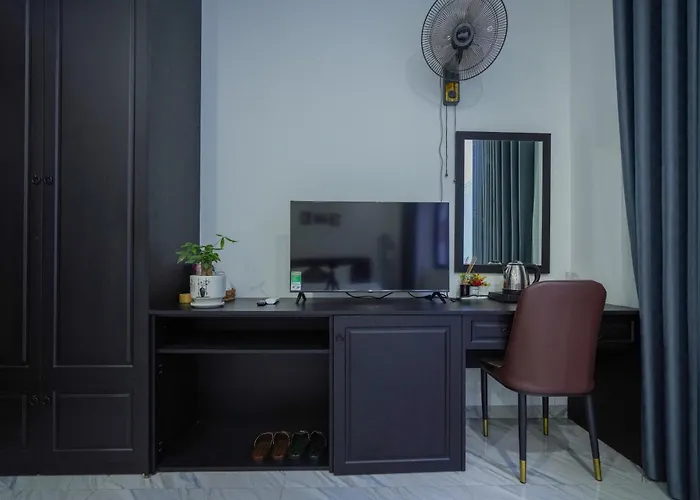 Golden Joy Hotel & Apartment