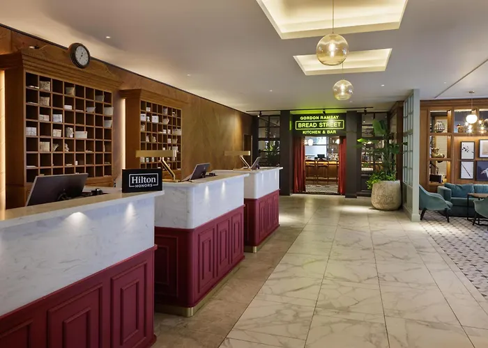 Doubletree By Hilton Bath
