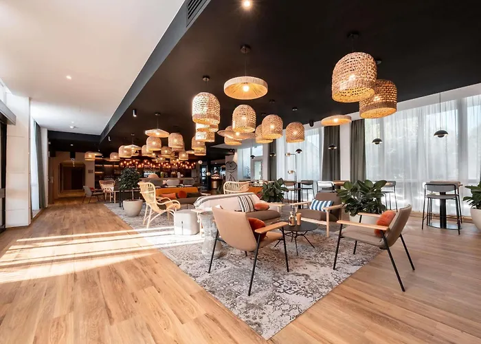  Novotel Chartres