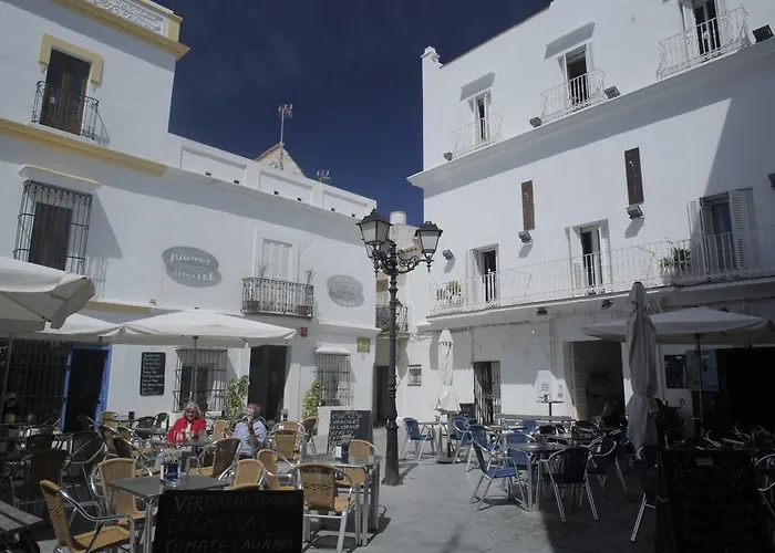 Hotel vicino al College: Wake Up In Tarifa Hostel & Restaurant Lounge