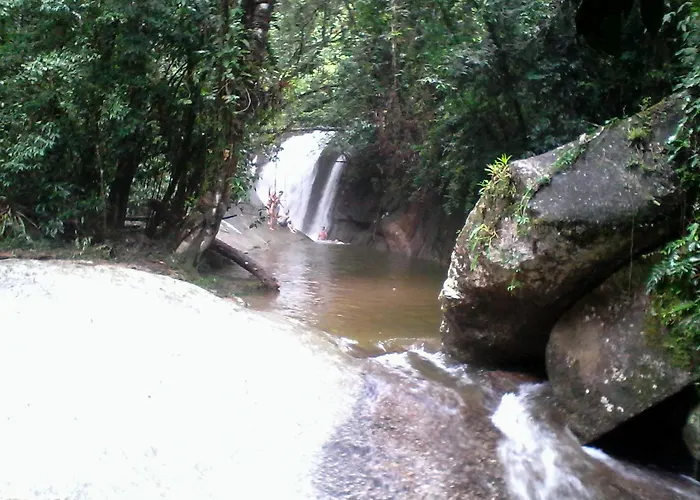 VELINN Pousada Praia do Perequê