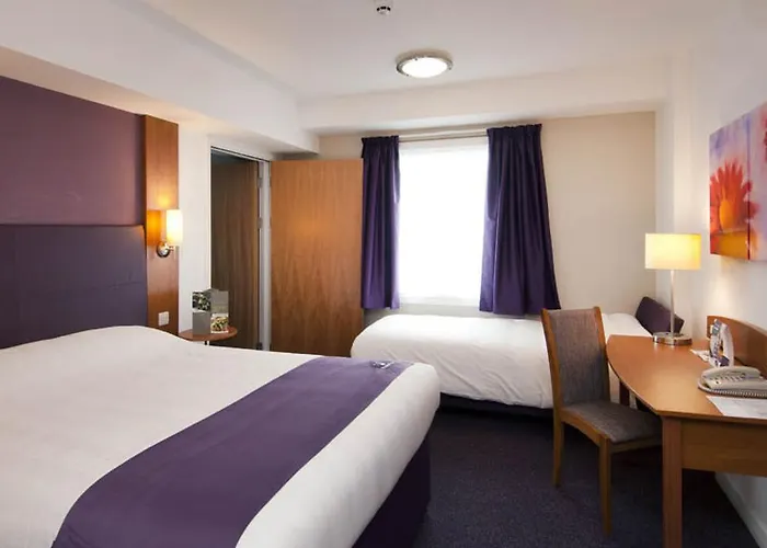 Premier Inn Glasgow City Centre South