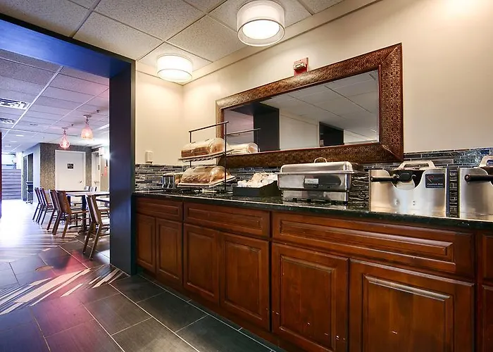 Cheap hotel: Midtown Convention Center Hotel Nyc