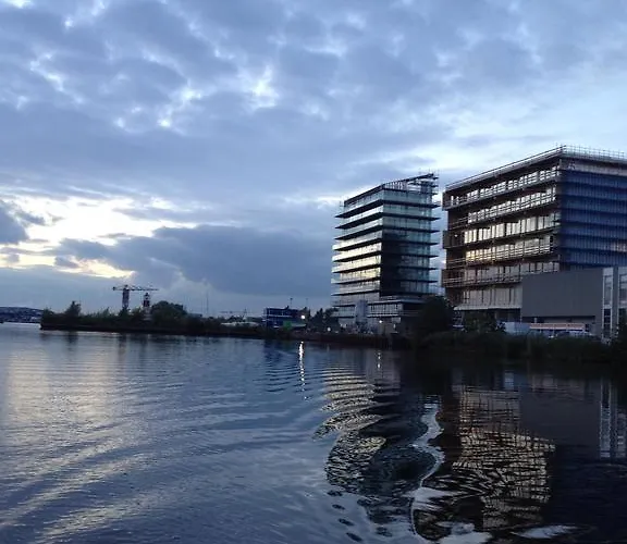 B&B: Black Jack Suites