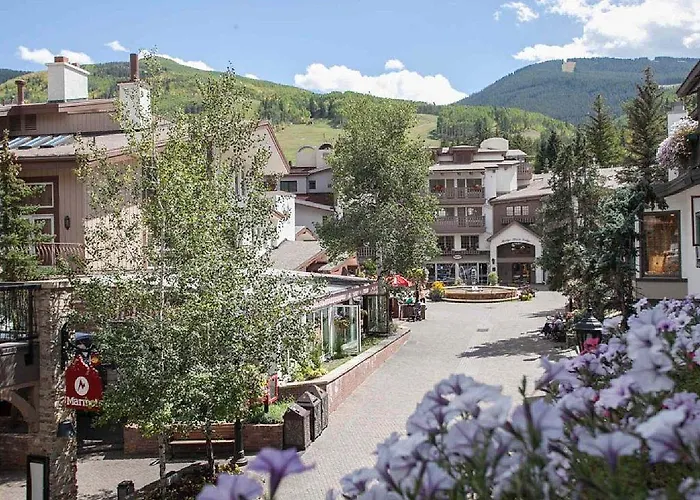 Plaza Lodge