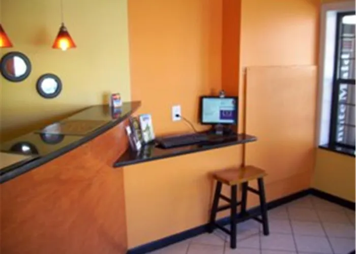 All Motels Vista Inn & Suites Beale Street