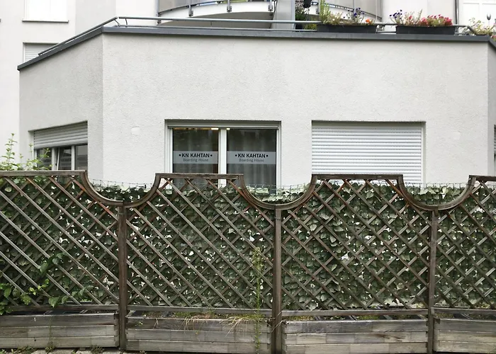 Apartments Kn Kahtan Boarding House