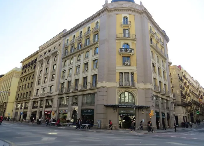  Casa Blanca