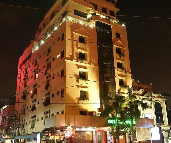 Hotel: Golden Tower