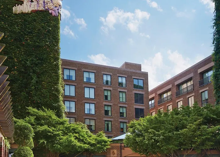 Hotel with Tennis: Four Seasons Washington Dc