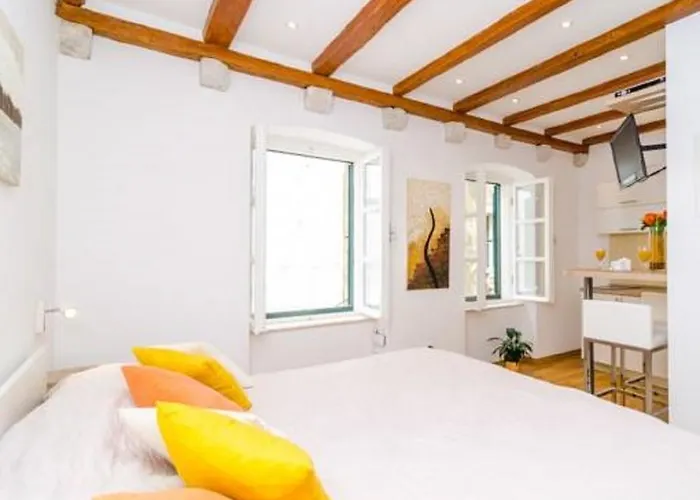 Vacation rental: Apartments Raic