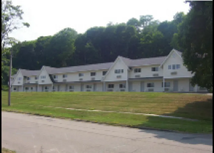 The Falls Motel Watkins Glen