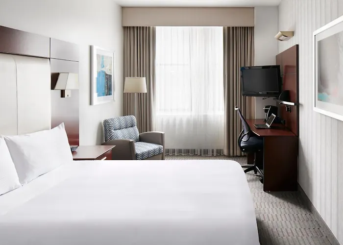 Boutique hotel only: Club Quarters Hotel Wacker At Michigan, Chicago