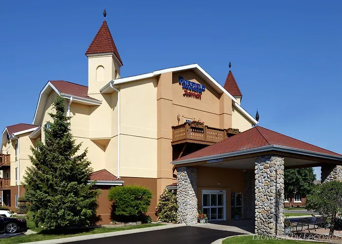 Frankenmuth Family Hotels near Downtown Portland