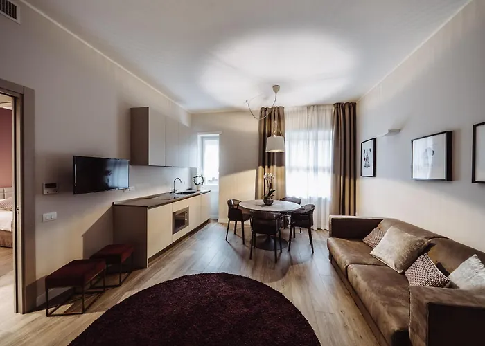 Estella Luxury