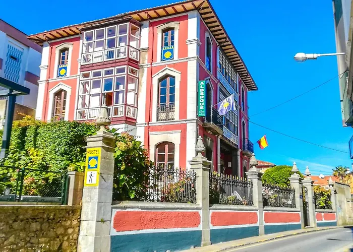 Hotel cerca del colegio: Albergue La Casona Del Peregrino