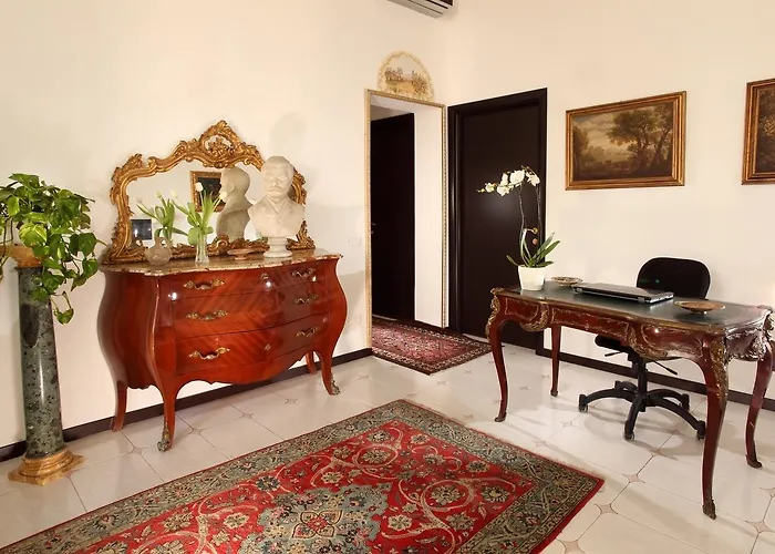 Guest house: Roma Central Guest House