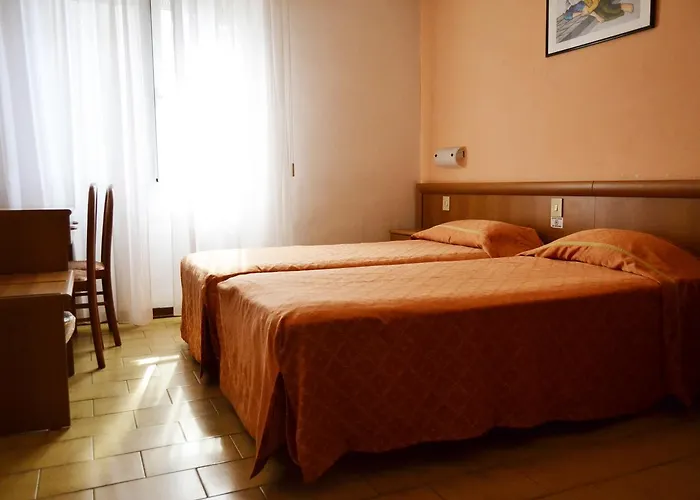 Astra Hotel