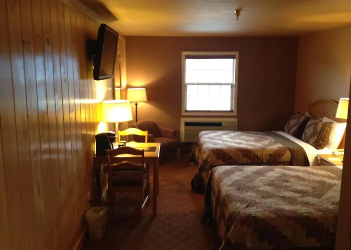 Pet Friendly hotel: Reid Ridge Lodge