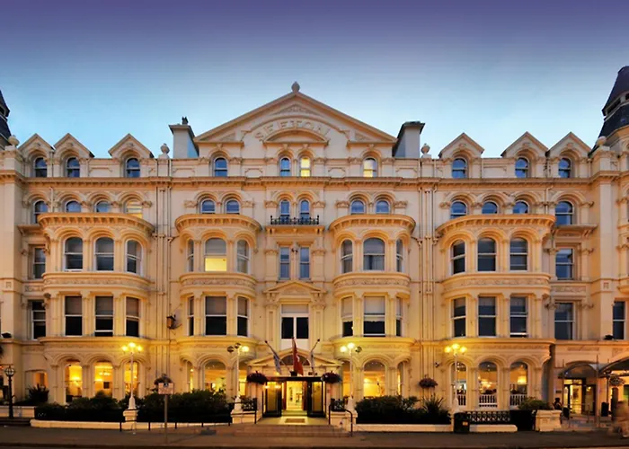 Central hotel: The Sefton