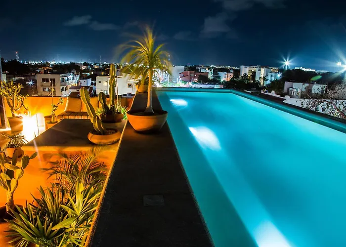 Hotel cerca del aeropuerto: La Galeria By Bunik