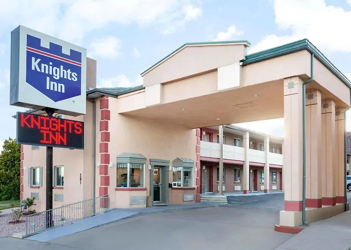 Hotel near College: Knights Inn At Cedar City