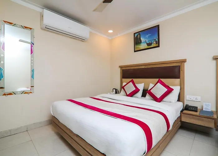 Cheap hotel: Hotel Amar International