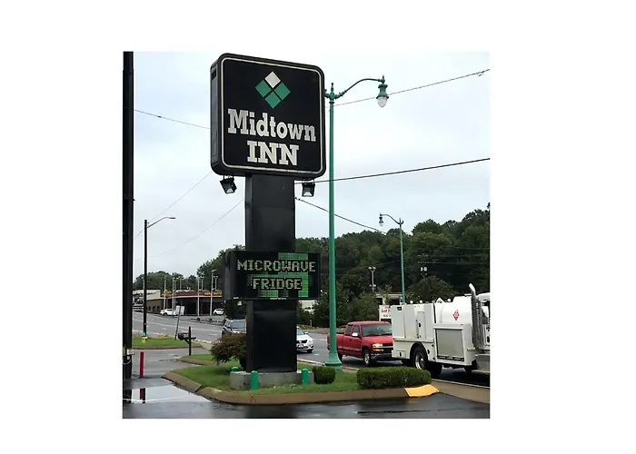 Motel: Mid-Town Inn