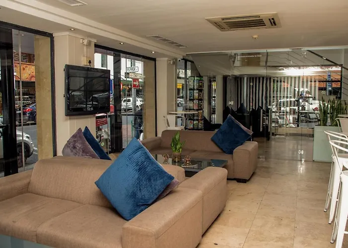 Urban Chic Boutique & Cafe