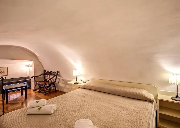 Magenta Collection Specchi