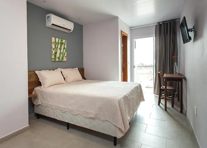 Hotel do aeroporto: Pousada Moquirido