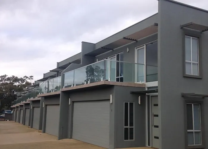 Vacation rental: Griffith Prestige Apartments