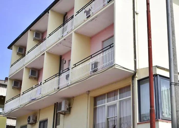 Hotel con tennis: Hotel Manila