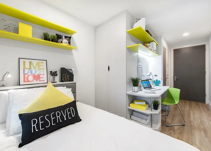 Hotel cerca del colegio: Yugo Explore - Ardcairn House