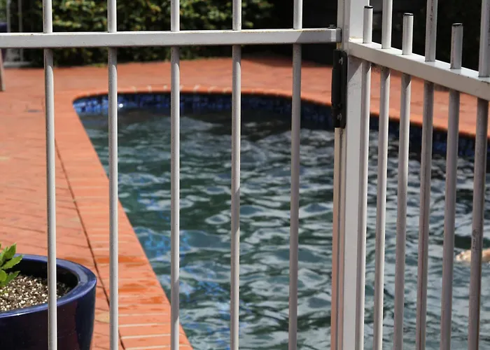 Motel: Quantum Lodge Motor Inn