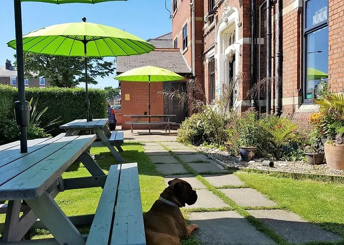 Guest house: The Mon Fort