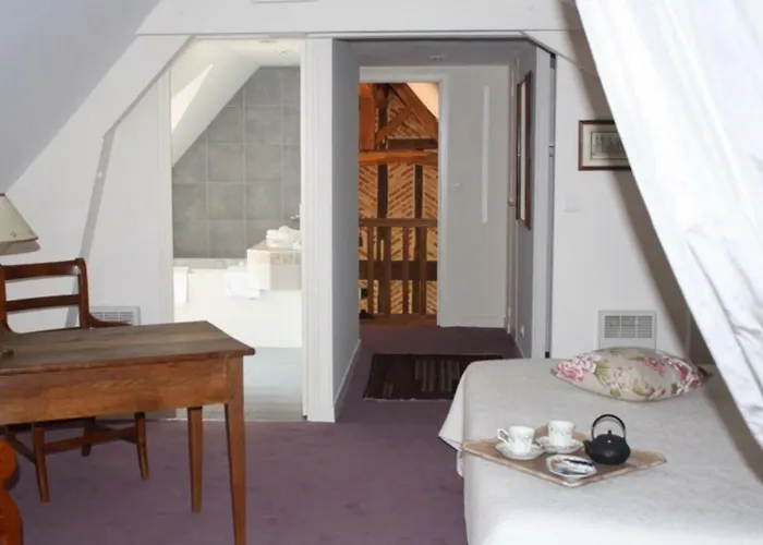 Hôtel avec vue: La rabouillere