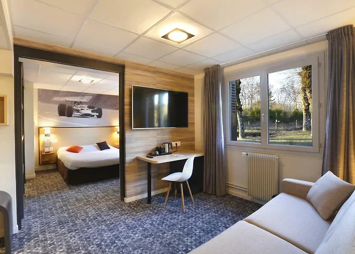 Hôtel accueillant les animaux: Logis Relais Des Puys