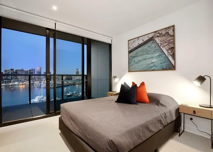 Apartments Orange Stay At Collins Wharf
