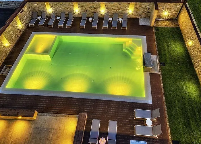 Rainbow Holiday Apartments Lake Como
