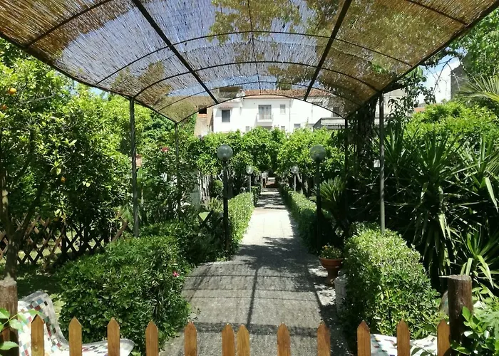 La villa: Il Giardino degli Agrumi