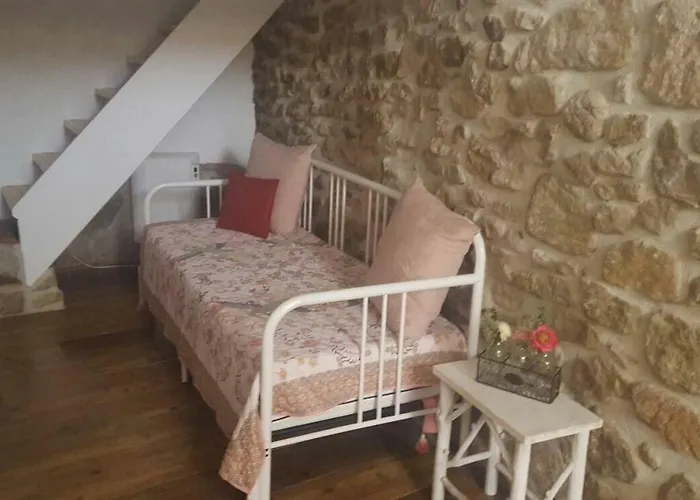 El Encanto De Mora