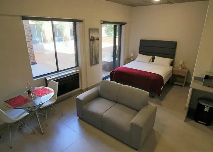 Apartment: Lakeside Apartments