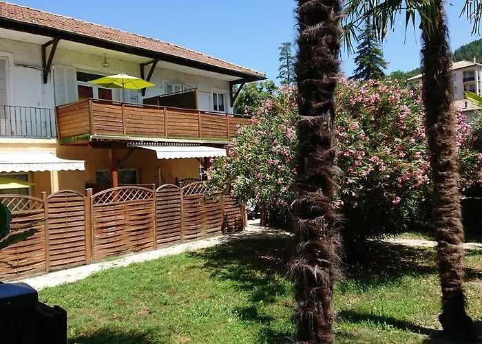 Location de vacances: Les Jardins De La Volane