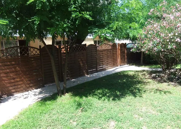 Location de vacances: Les Jardins De La Volane